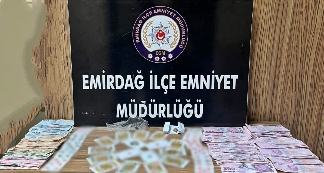 Afyonkarahisar’da Kumar ve Uyuşturucu Denetimi: İş Yerine ve Şahıslara 270 Bin TL Ceza