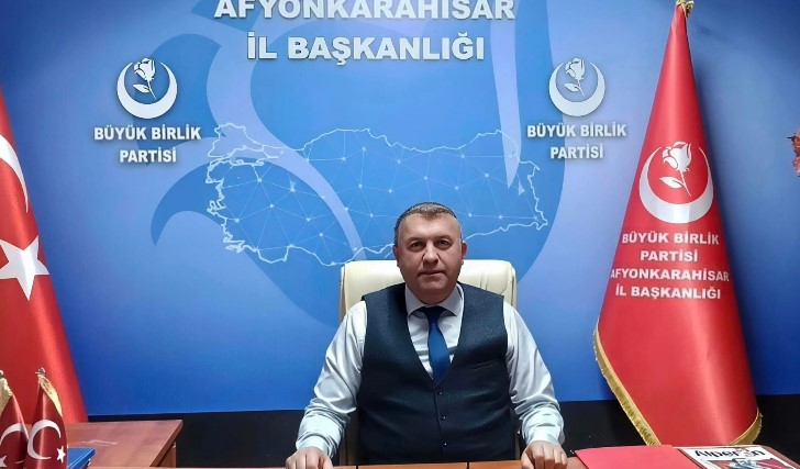 Büyük Birlik Partisi Afyonkarahisar il başkanı Süleyman Çağlar bir öğretmenin,öğrencisi tarafından öldürülmesine tepki gösterd