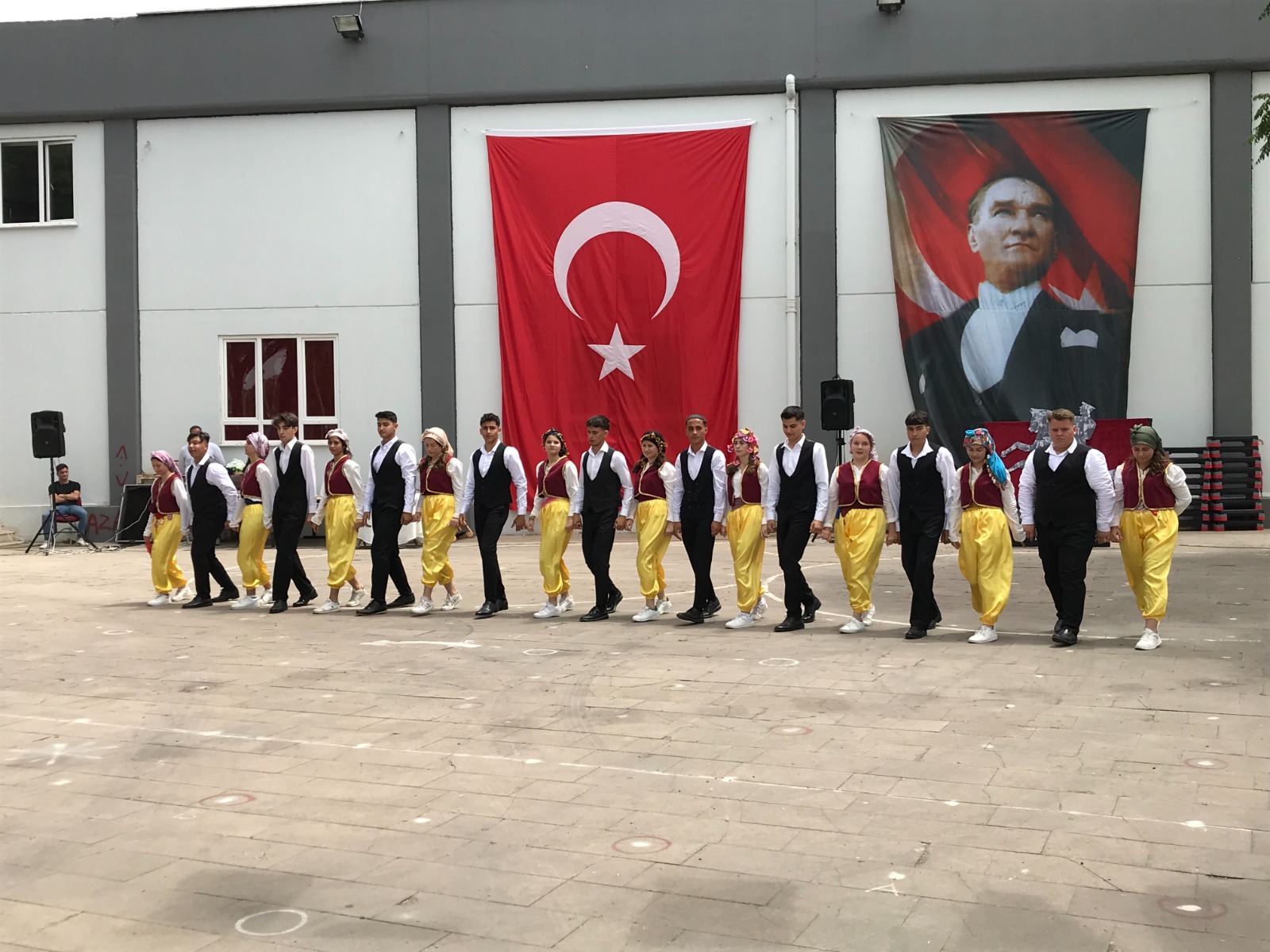 İlçemizde 19 Mayıs Atatürk'ü Anma, Gençlik ve Spor Bayramı Kutlamaları