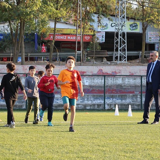 Balya Belediyespor U12 Takımı'na Destek Ziyareti