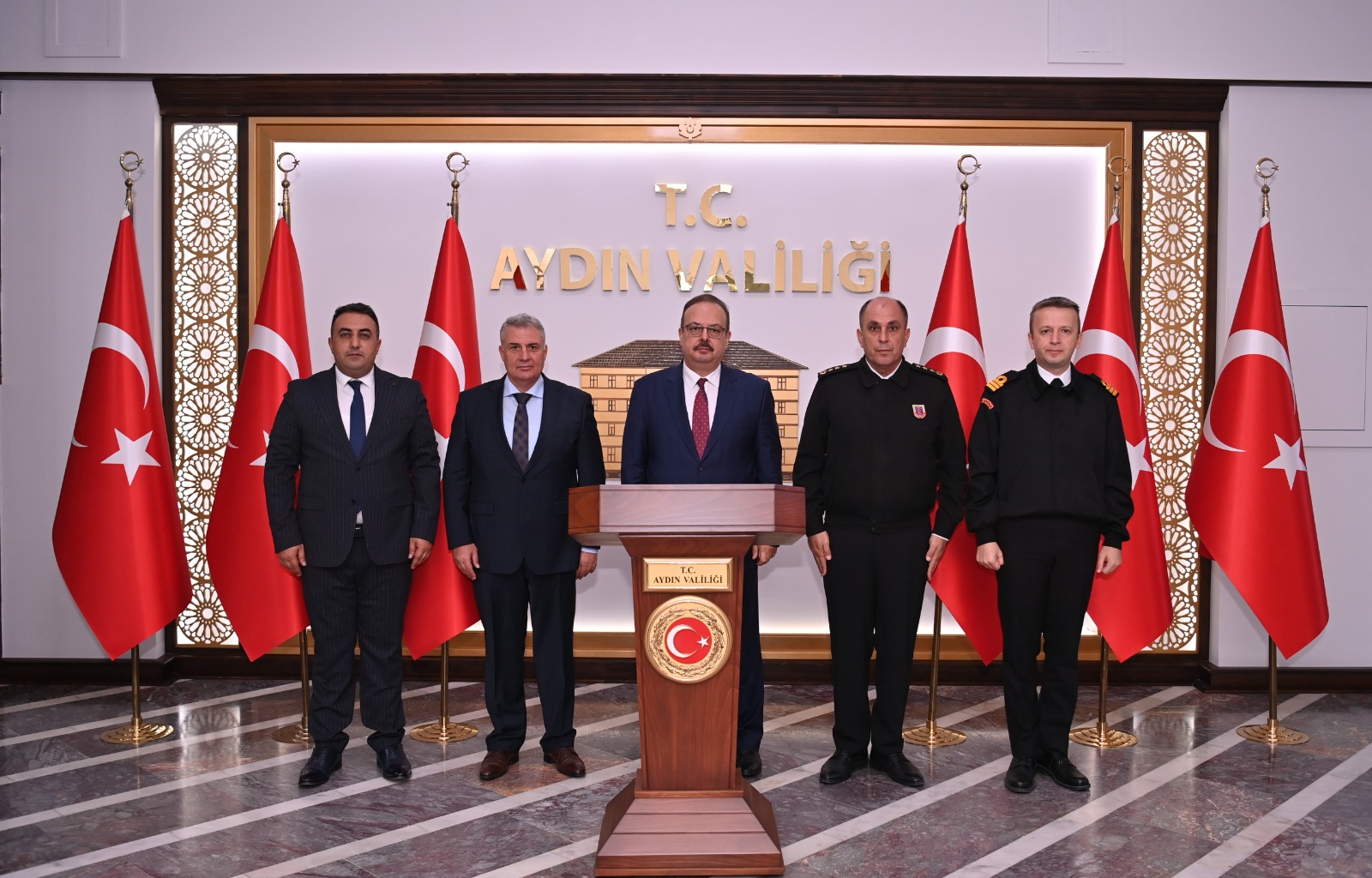 Valimiz Yakup Canbolat Başkanlığında Asayiş ve Güvenlik Toplantısı Gerçekleştirildi