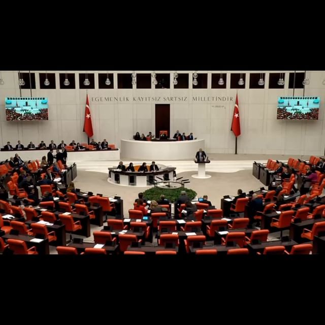 İYİ Parti Milletvekili Karakaş, Torba Kanun Teklifine Tepki Gösterdi