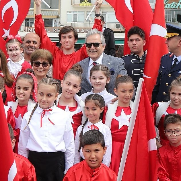 Bandırma Belediyesi, Dünya Çocuk Hakları Günü'nü Kutladı