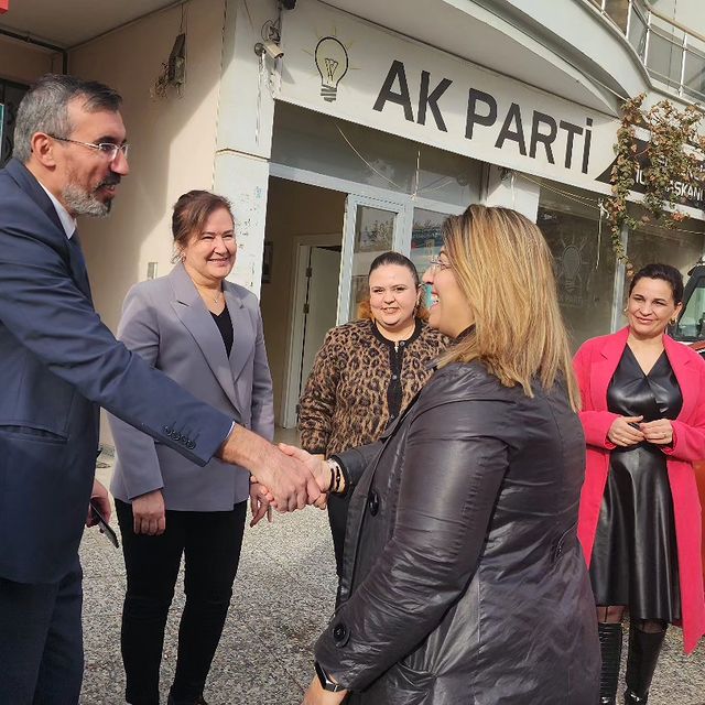 AK Parti Aydın İl Kadın Kolları Germencik'te Toplandı