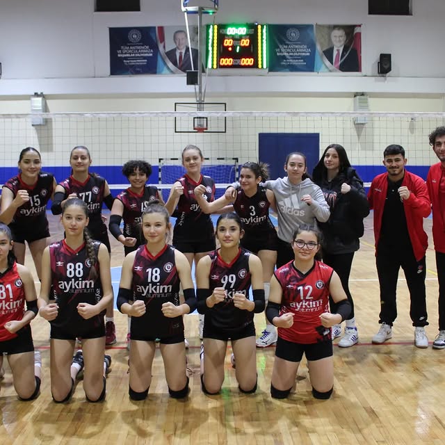 Koçarlı Voleybol Küçük Kızlar Takımı Başarılı Bir Galibiyet Aldı