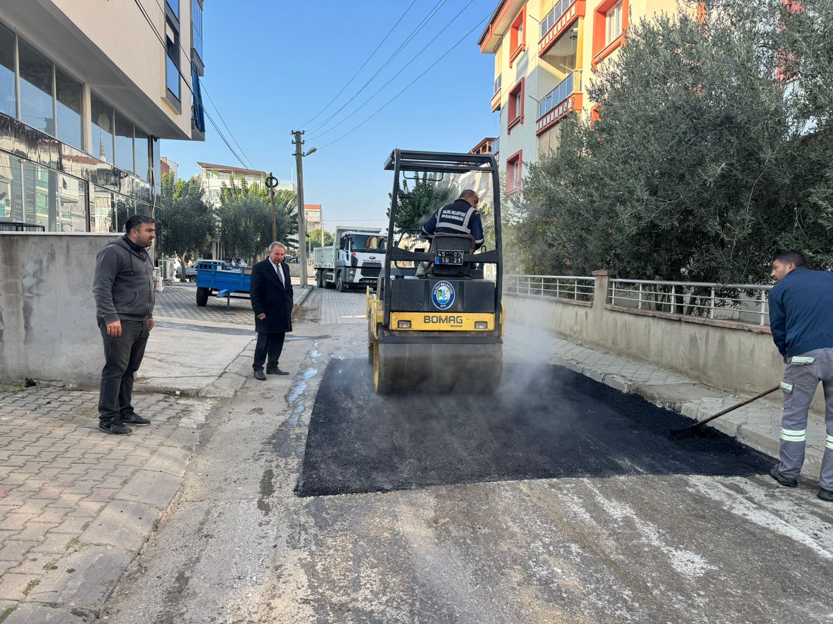 Salihli Belediyesi Ulaşım İyileştirme Çalışmalarına Devam Ediyor