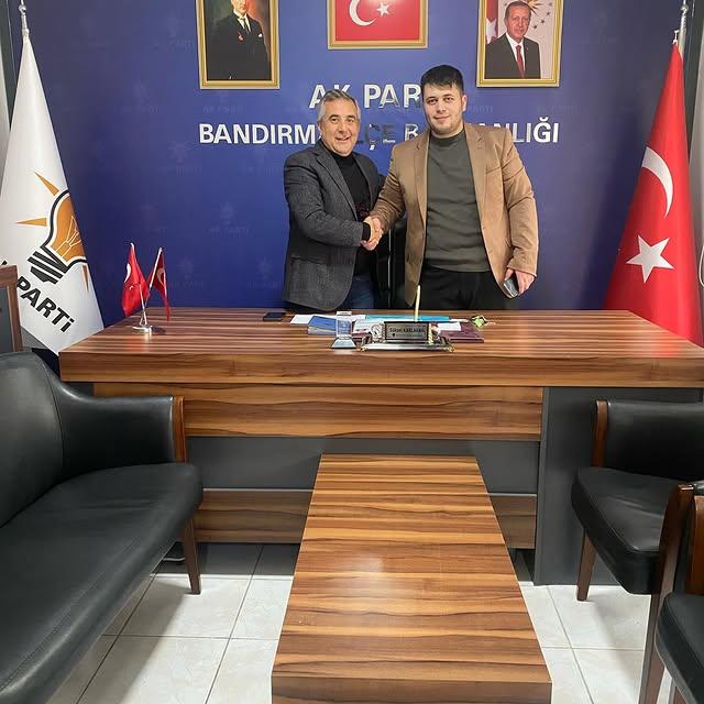 AK Parti Bandırma'da Gençlik Kolları Yönetimi Değişti