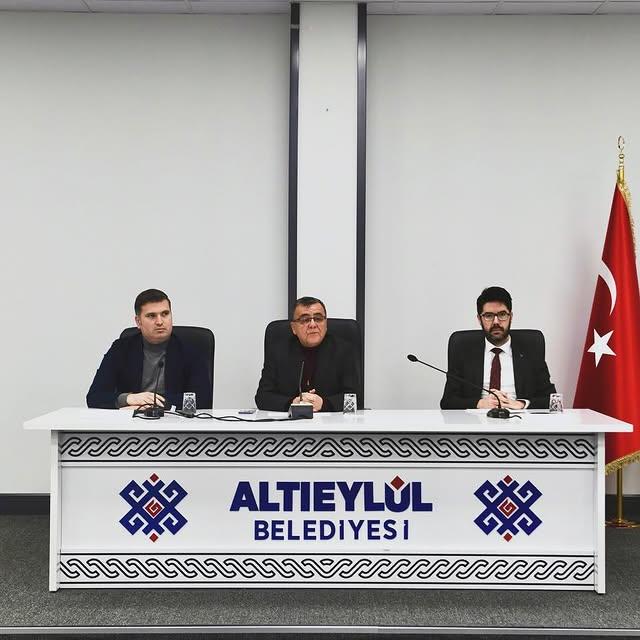 Altıeylül Belediyesi, Geleceğe Yönelik Projeleri Değerlendirdi