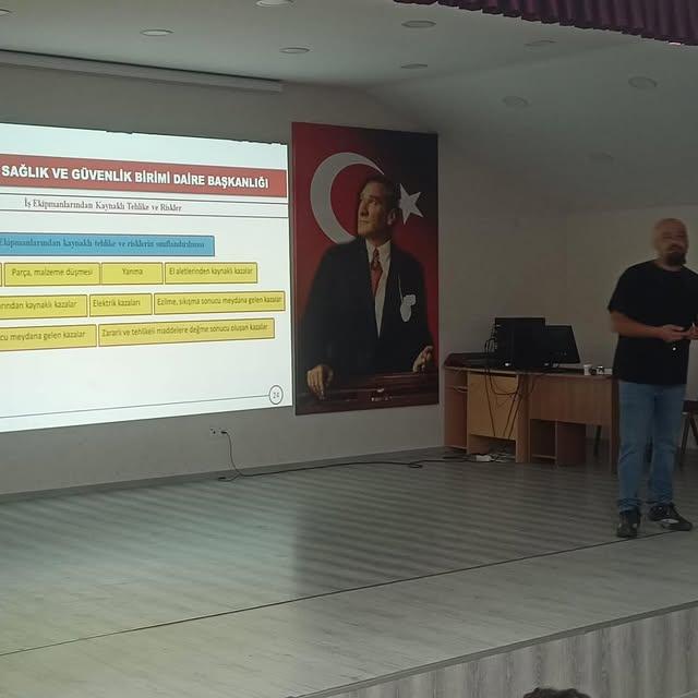 İlçede Bilgilendirme Semineri Düzenlendi