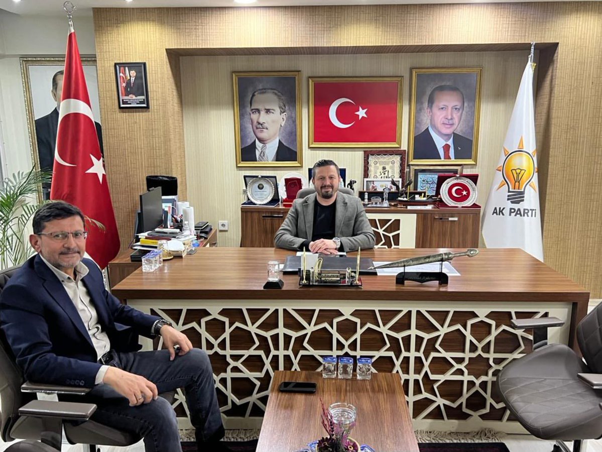 AK Parti Balıkesir İl Başkanlığı, İş İnsanı Abdullah Altıntaş ile Bir Araya Geldi