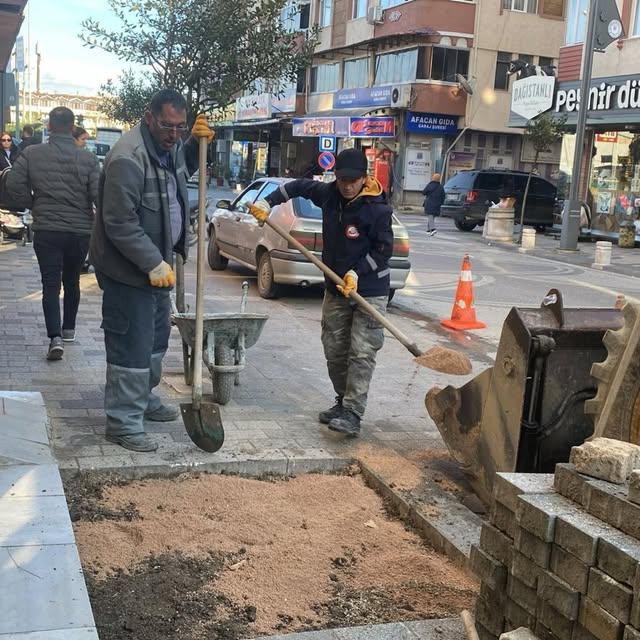 Fen İşleri Müdürlüğü'nden İlçede Bakım ve Onarım Çalışmaları