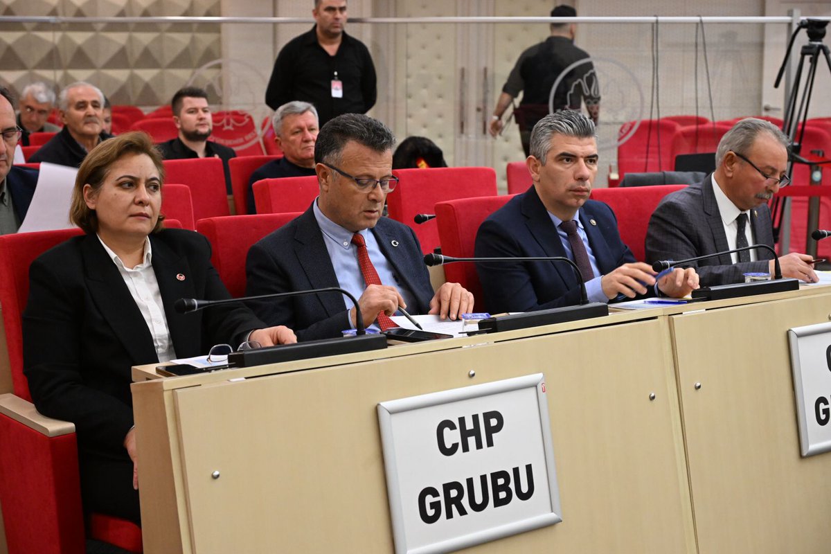 CHP Manisa İl Başkanlığı, Meclis Toplantısı Öncesi Bir Grup Toplantısı Gerçekleştirdi