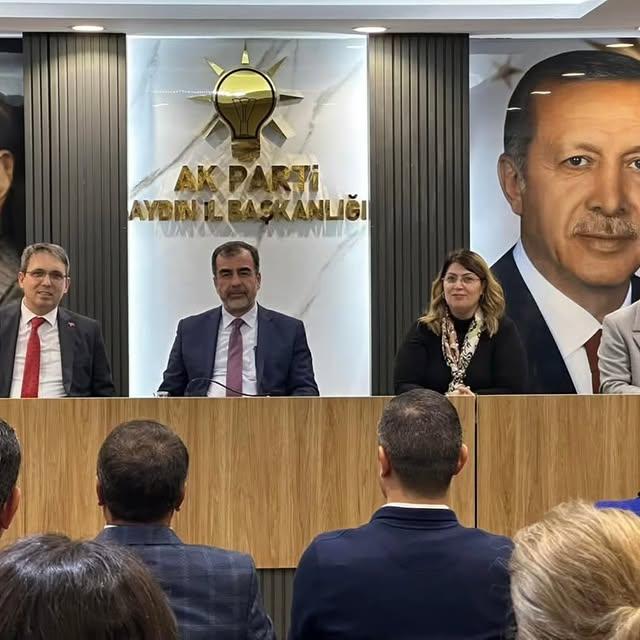 AK Parti Aydın İl Başkanlığı'nda Önemli Bir Buluşma Gerçekleşti