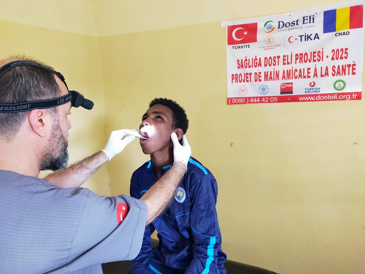 Türk Hekimleri Çad'da Binlerce Hastaya Umut Oldu: Sağlığa Dost Eli Projesi