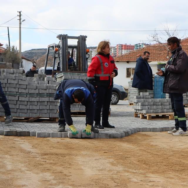 Kula'da Kilit Parke Yol Çalışmaları Hızlandırıldı