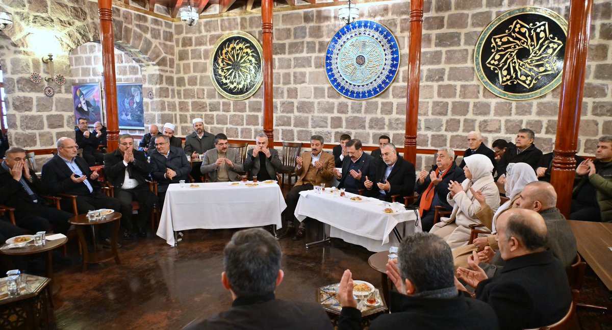 Çalışma ve Sosyal Güvenlik Bakanı Vedat Işıkhan'ın Acı Kaybı