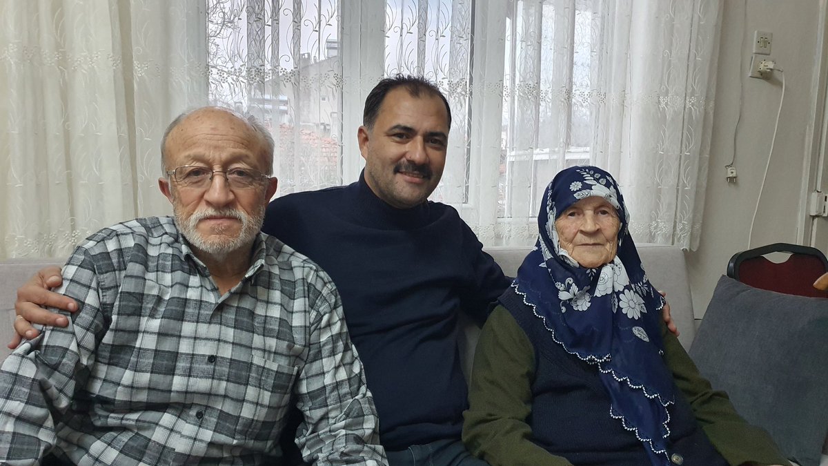 Demirci Belediyesi Başkanı Şehit Jandarma Er İhsan Tüfenkçiyi Anıyor