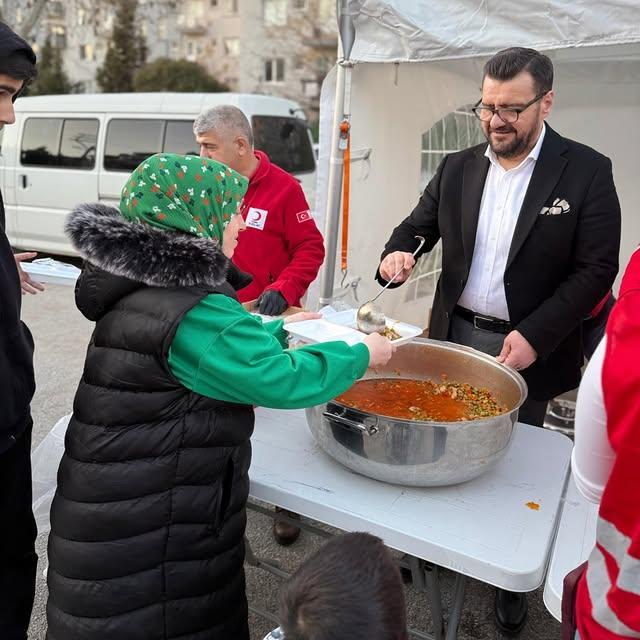 AK PARTİ Manisa Milletvekili Tamer Akkal, Türk Kızılayı'nın Ramazan İftarı'na Katıldı