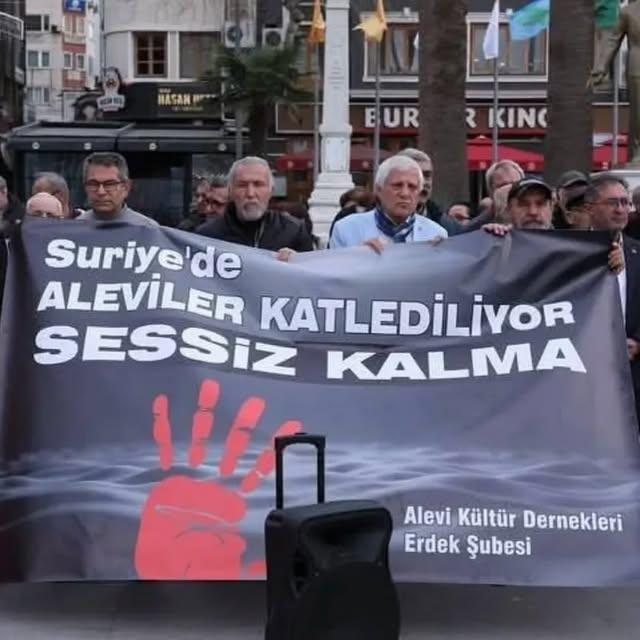 CHP Bandırma Kadın Kolları, Suriye'deki Saldırıları Kınadı