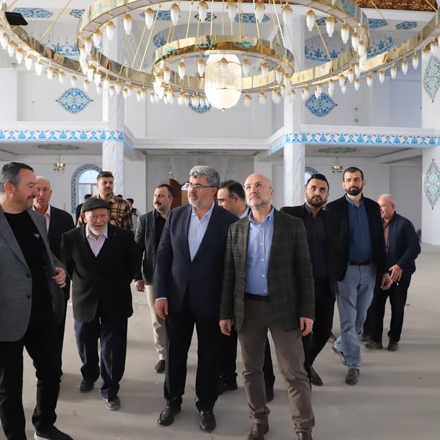 Afyonkarahisar'da Devam Eden Merkez Camii İnşaatında İncelemeler