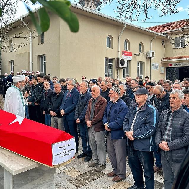 Bandırma'da Türk Silahlı Kuvvetleri Emekçisi Kenan Tunan Son Yolculuğuna Uğurlandı