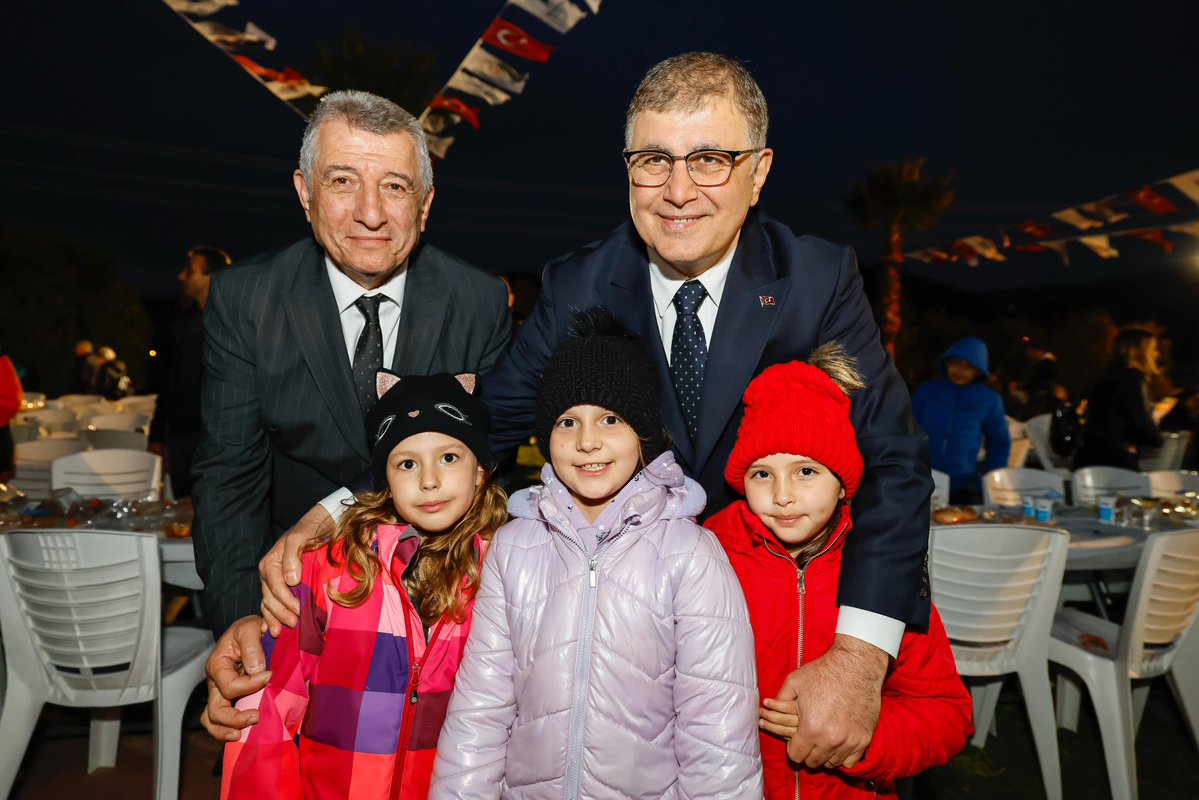 İzmir Büyükşehir Belediyesi, Güzelbahçe'de İftar Çadırı Açtı