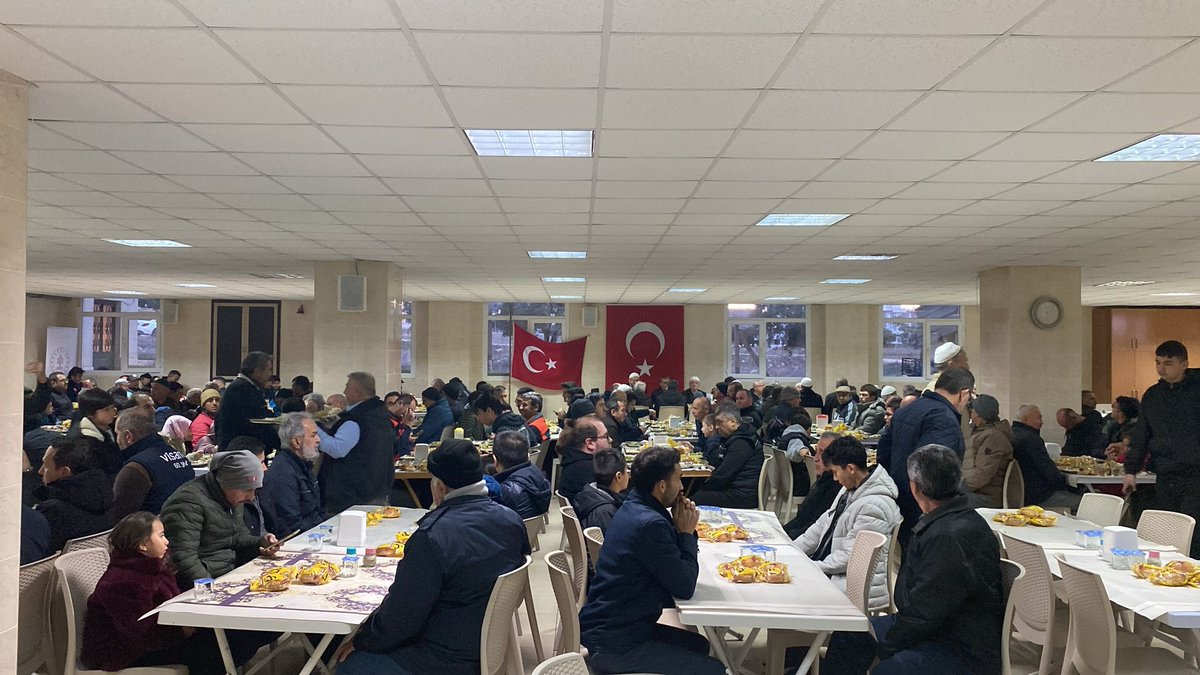 Denizli'de Hacı Ahmet Pakel Vakfı Ramazan Etkinlikleriyle Gönüllere Dokundu