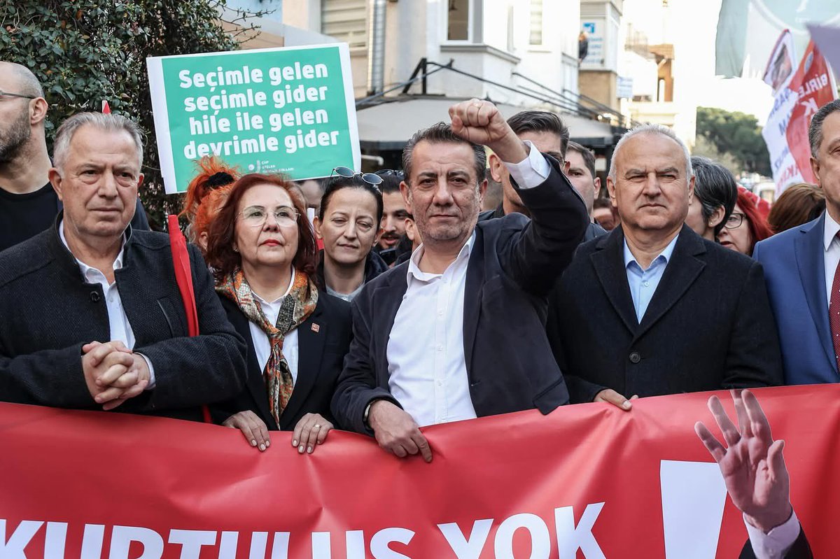 CHP'Liler, Ekrem İmamoğlu'na Yönelik Gözaltı Kararına Tepki Gösterdi