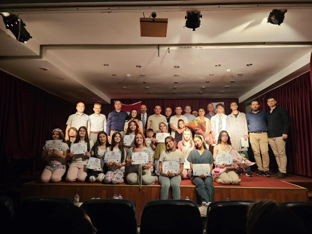 Söke İlçe Milli Eğitim Müdürlüğü, Adnan Menderes Ticaret Mesleki ve Teknik Anadolu Lisesi Tiyatrosunu İzledi