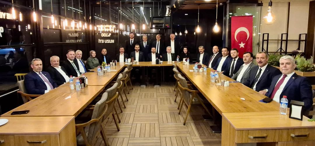 Balıkesir AK Parti İl Başkanlığı, İlçe Başkanlarıyla Buluştu