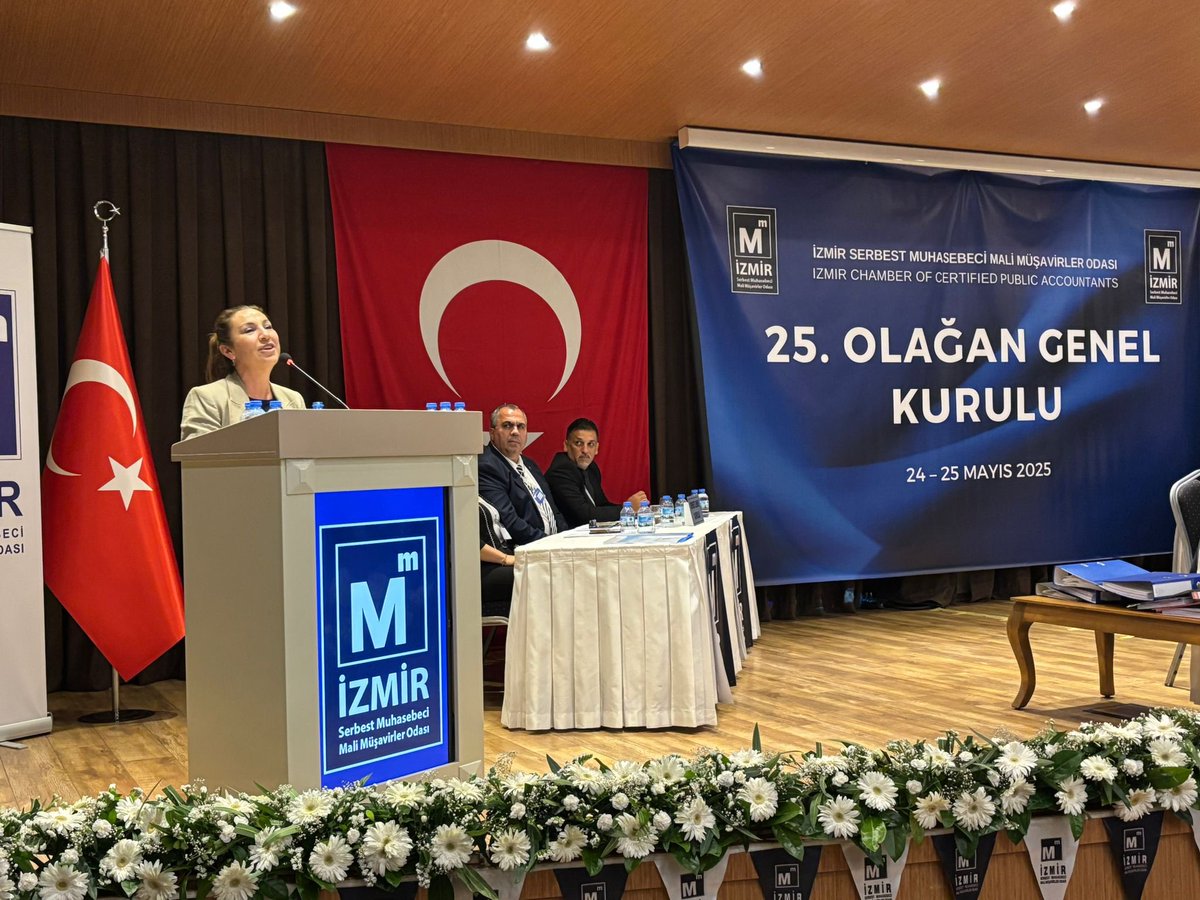 İYİ Parti İzmir İl Başkanlığı Muhasebeci Mali Müşavirler Odası Genel Kuruluna Katıldı