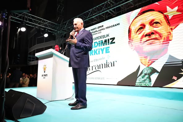 AK Parti İzmir Milletvekili Kaya, Bayramlaşma Programına Katıldı