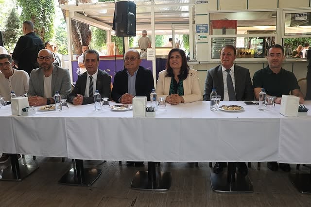 Koçarlı Belediyesi Bayramlaşma Programı Gerçekleştirildi