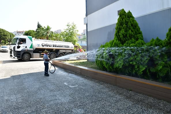 İzmir Çiğli Belediyesi Bayram Hazırlıklarını Tamamladı