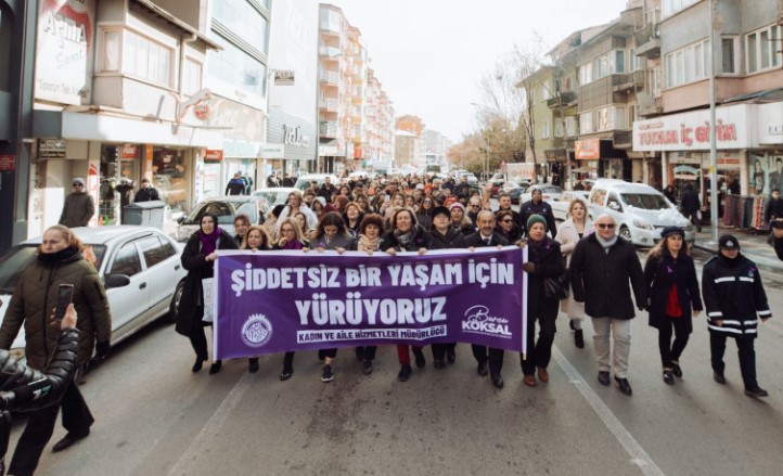 25 KASIM KADINA YÖNELİK ŞİDDETLE MÜCADELE GÜNÜ ETKİNLİKLERİ BÜYÜK İLGİ GÖRDÜ