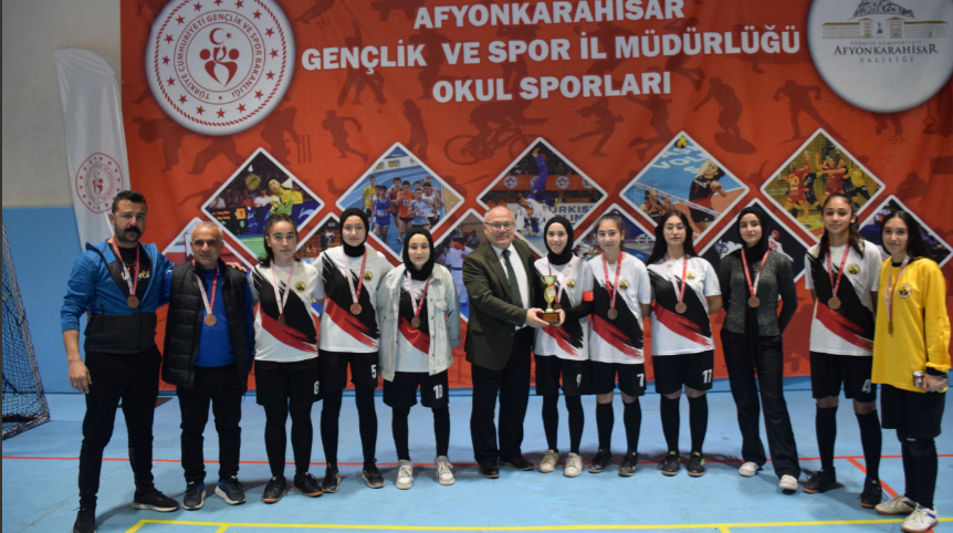 Okul Sporları Futsal Genç Kız Müsabakaları Sona Erdi