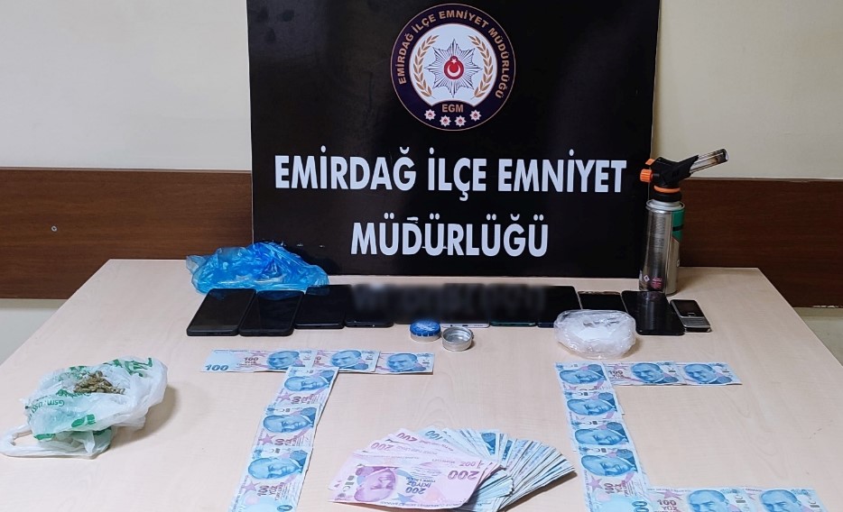 Emirdağ'da Uyuşturucu Operasyonu: 2 Kişi Tutuklandı