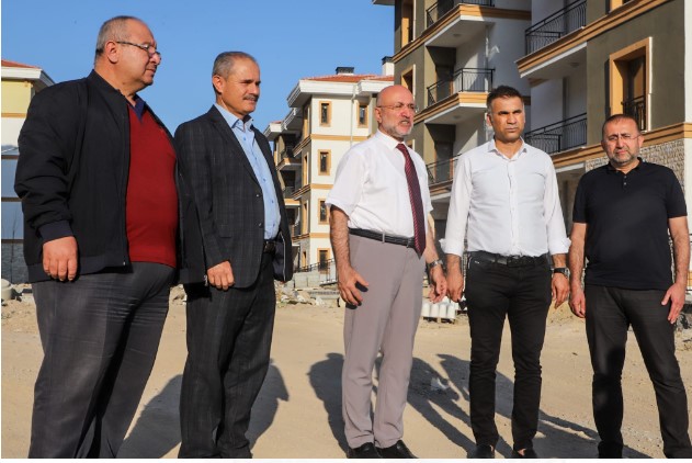 BAŞKAN ŞAHİN’DEN GÖKÇE TOKİ HAK SAHİPLERİNE MÜJDE 