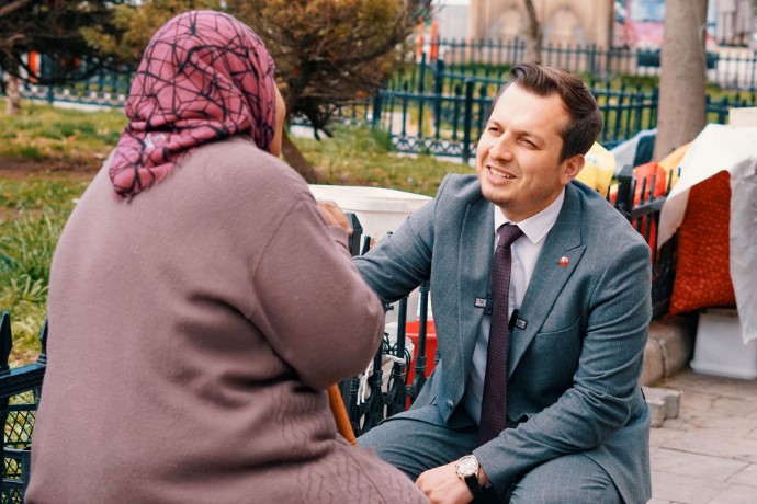 BU RAHMET GECESİ TÜM İNSANLIĞA HAYIRLAR GETİRSİN
