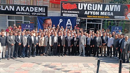 Afyon’da Anahtar Parti’ye 200’e Yakın Yeni Üye
