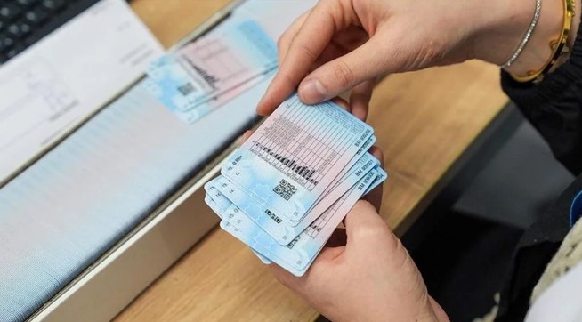 Eski tip ehliyetlerde yenilenmesi için verilen süre yarın süngün.