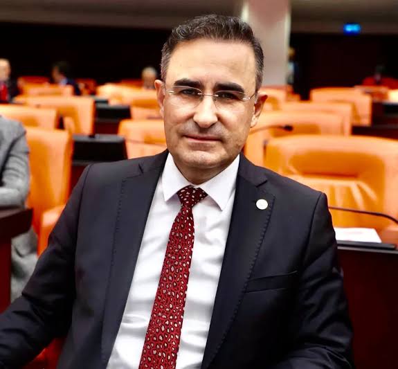 AK Parti 23 Yıldır Milletin Hizmetinde