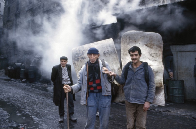 Fotoğrafçı ve Foto Muhabiri Yıldız Çelik’in arşivi Salt Araştırma’da çevrimiçi erişime açıldı.