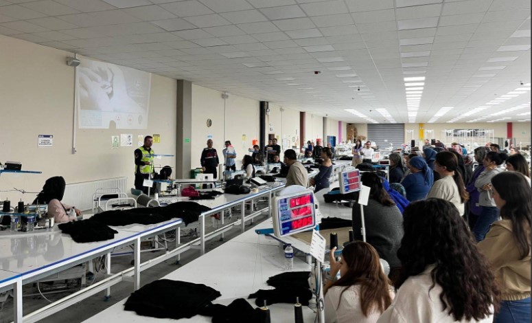 Afyonkarahisar’da “En İyi Narkotik Polisi Anne” Eğitimi: 127 Vatandaşa Bağımlılıkla Mücadele Semineri Verildi.