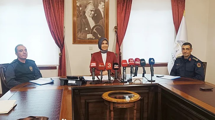 Vali Yiğitbaşı Açıkladı: Numuneler Temiz, Şikayetlerin Sebebi Viral Enfeksiyon