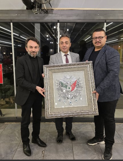 Eğitim Bir Sen Afyonkarahisar 1 Nolu Şube ve Çobanlar İlçe Teşkilatı olarak İl Milli Eğitim Müdür Yardımcılığına atanan Çobanlar İl Milli Eğitim Müdürü İbrahim BADAK’a hayırlı olsun dedi.