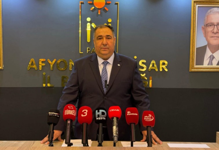 “Ruhsatı Verenler Şimdi Hak ve Hukuk Dersi Veremez!”