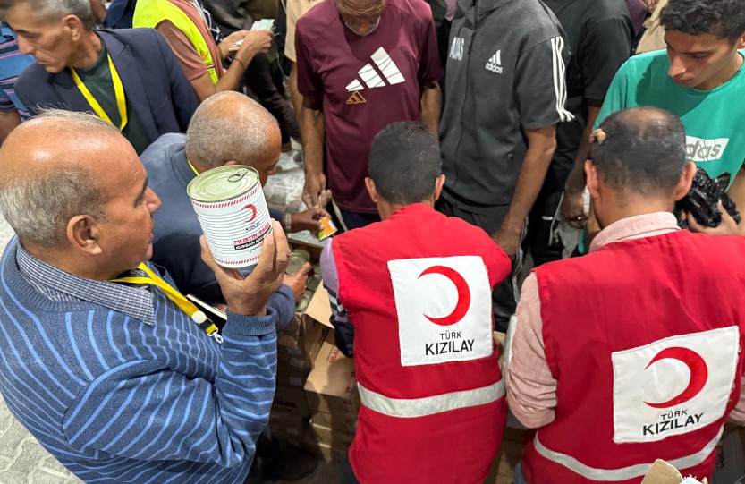 TÜRK KIZILAY’IN İYİLİK GEMİSİ YARDIMLARI GAZZE’DE