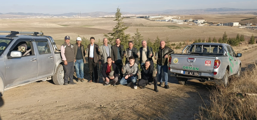 İYİ Parti Merkez İlçe’den Anlamlı Etkinlik: Susuz Boğazı’na 250 Fidan Toprakla Buluştu