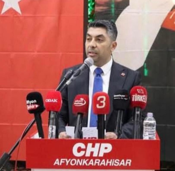 10 Aralık Dünya İnsan Hakları Günü’nü kutluyor, tüm vatandaşlarımızı hakkı ve adaleti birlikte savunmaya davet ediyorum.